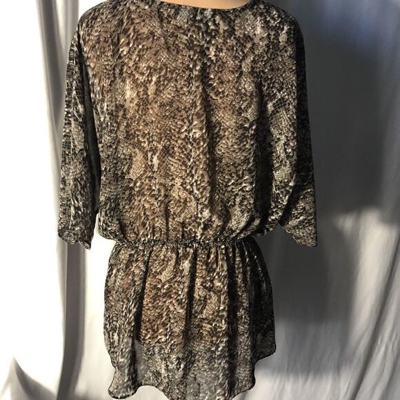 Paraphrase women’s Medium blouse  - Picture 3 of 6